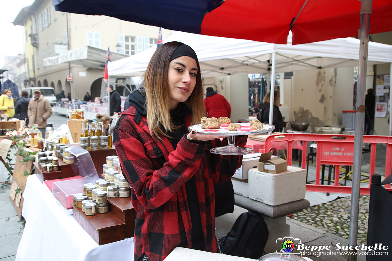 VBS_6463 - Fiera dei Santi - 12.ma Fiera Nazionale del Tartufo.jpg